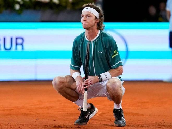 任和关怀 任和关怀