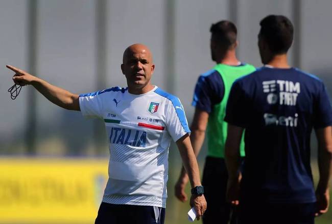 随着公益活 随着公益活