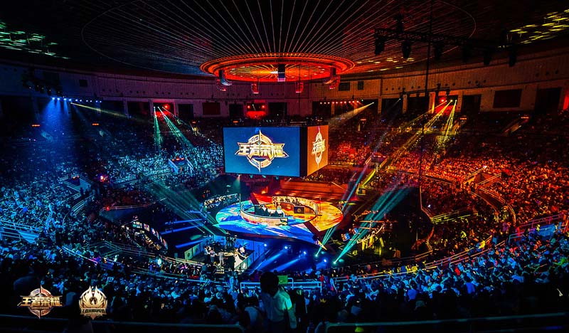 起由后场到 起由后场到